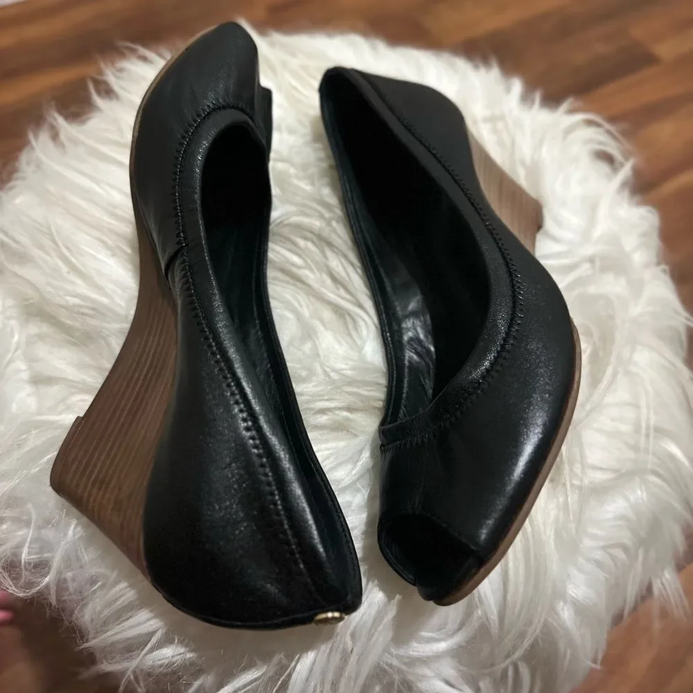 TORY BURCH Elegant Black Wedge Heels SIZE 8
